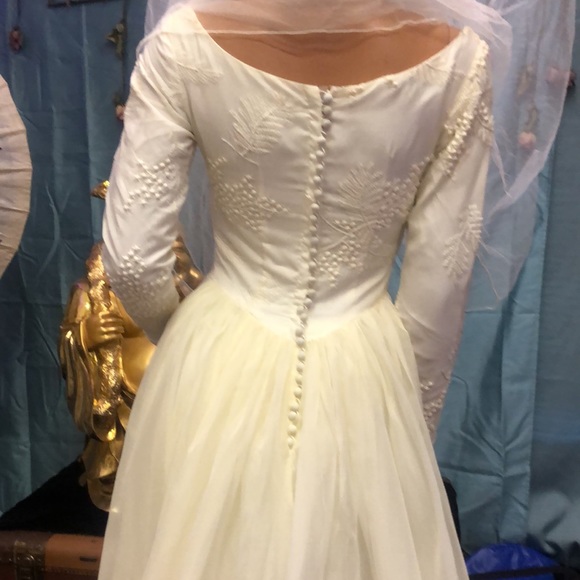 VINTAGE BRIDAL ORIGINALS SLIM DRESS NON DETACHABLE TRAIN ZIPPER BACK BUTTONS 4 - Picture 15 of 17